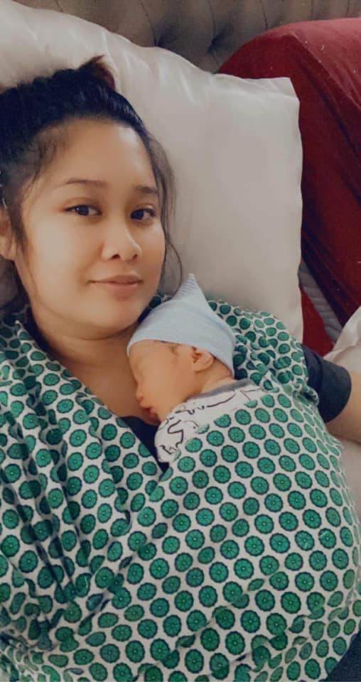 Con gái Hồng Vân lộ diện sau sinh.