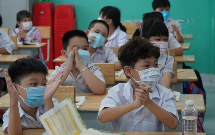 Sáng nay (14/2), học sinh mầm non, tiểu học TP.HCM tới trường học trực tiếp Ảnh 2