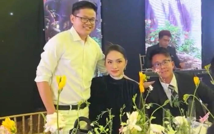 Bắt trọn khoảnh khắc Hương Giang - Matt Liu 'tình tứ' bên nhau tại một sự kiện Ảnh 2