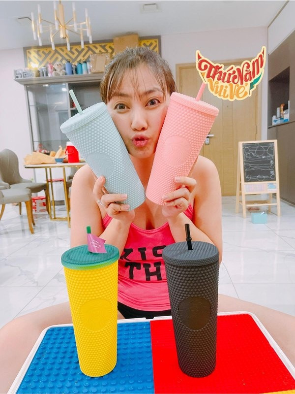 Ngọc Lan sưu tập ly cốc đã được 10 năm