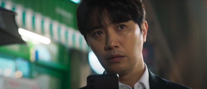 Tài tử 'Hậu duệ mặt trời' tái xuất, đóng phim đa phần là 'xịt' nhưng được cái chăm! Ảnh 7