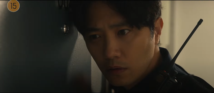 Tài tử 'Hậu duệ mặt trời' tái xuất, đóng phim đa phần là 'xịt' nhưng được cái chăm! Ảnh 4