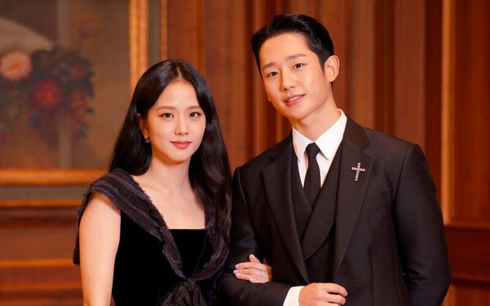 Jisoo (BLACK PINK) và Jung Hae In lại bị soi có phu thê từ bé nhờ có chung sở thích Ảnh 2