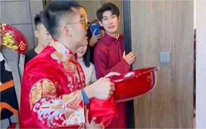 Chú rể đối mặt yêu cầu 'quái đản' của nhà gái, bực tức tuyên bố 'không cần rước dâu nữa' Ảnh 2