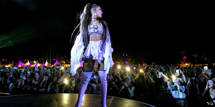 2 đêm nhạc lớn gây xôn xao khi tuyên bố: 'Khán giả không cần tiêm vaccine, không cần mang khẩu trang' Ảnh 1