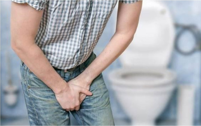 Hay gãi 'cậu nhỏ' khi rảnh rỗi, nam thanh niên tá hỏa phát hiện sùi mào gà quanh hậu môn Ảnh 2