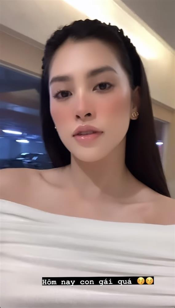 Nhan sắc tao nhã, trong trẻo pha chút Tây khiến dân tình say đắm.&nbsp;