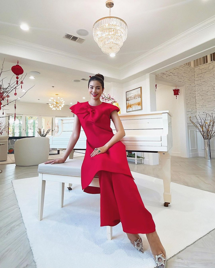 Hiện người đẹp có cuộc sống giàu sang, hạnh phúc tại đất Mỹ. Để bảo vệ tổ ấm, cô bắt đầu kín tiếng hơn, hạn chế đăng tải hình ảnh trên mạng xã hội.