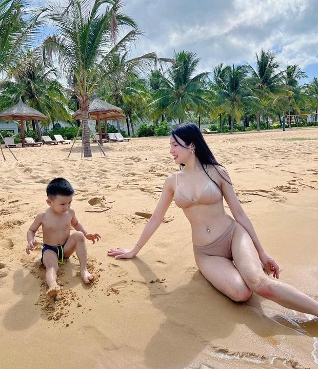 Sau nỗi buồn tình cảm, người đẹp đa phần không mấy để tâm, chỉ tận hưởng cuộc sống bên các con. 