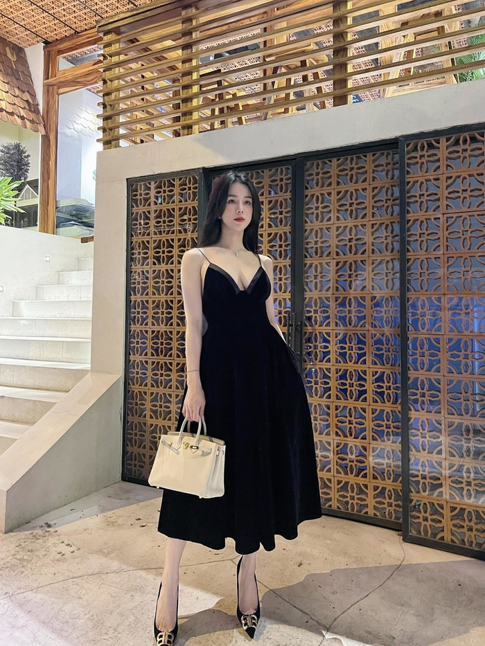 Có thể thấy, người đẹp đã dần cân bằng lại cuộc sau sau lùm xùm chuyện tình cảm.