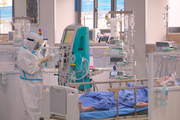 Bệnh viện điều trị COVID-19 - Ảnh: NAM TRẦN