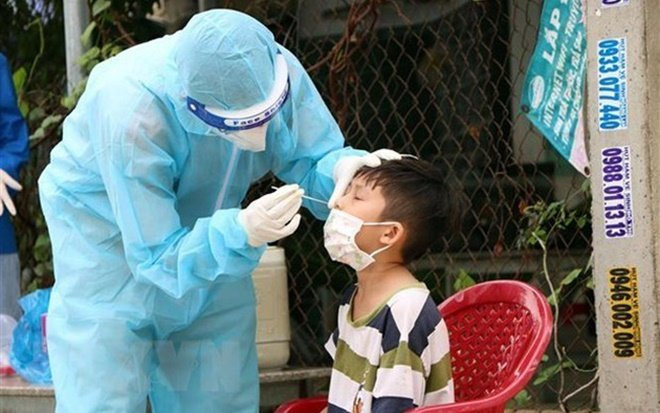 Những trẻ nào có nguy cơ chuyển biến nặng khi mắc Covid-19? Ảnh 2
