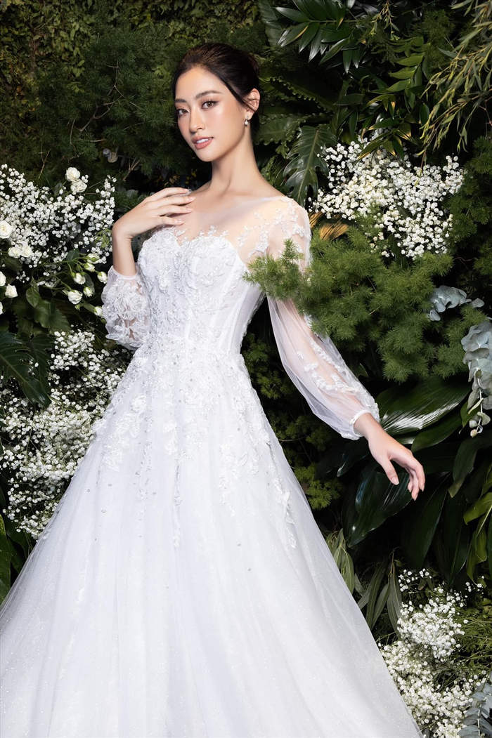 Người đẹp mang đến cảm giác nhẹ nhàng, thanh khiết cho đối phương mỗi khi ngắm nhìn. 