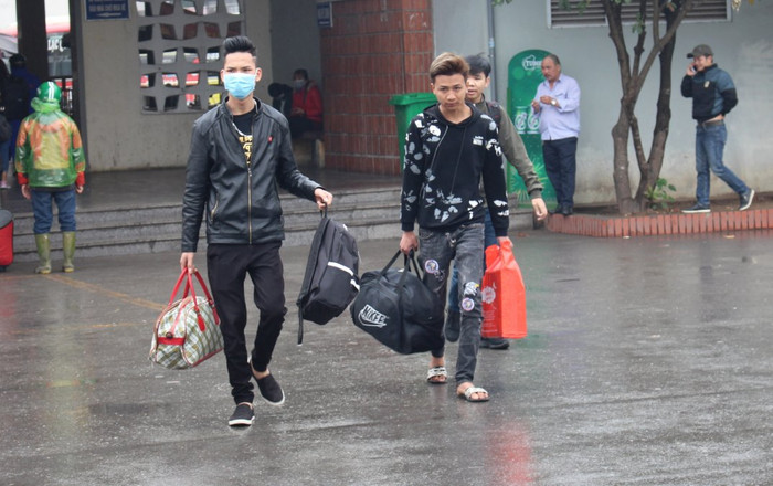 Một trường đại học thông báo tiếp tục học online trước ngày đi học lại, sinh viên choáng vì vừa cọc nhà Ảnh 2