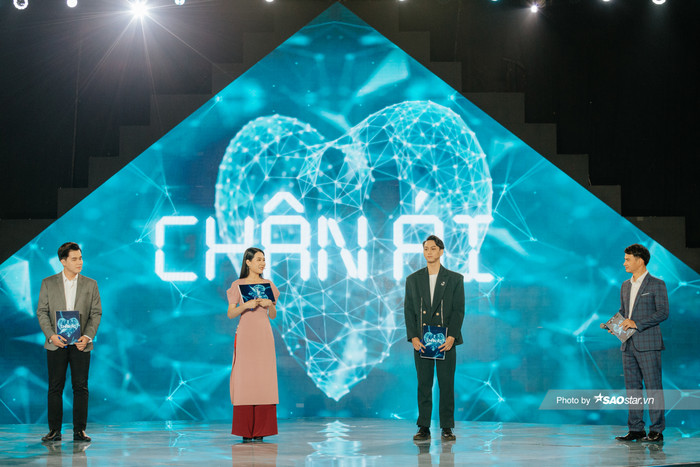 Chàng diễn viên trẻ quyết định cầu hôn 'một nửa' ngay trên sân khấu Chân Ái Ảnh 6