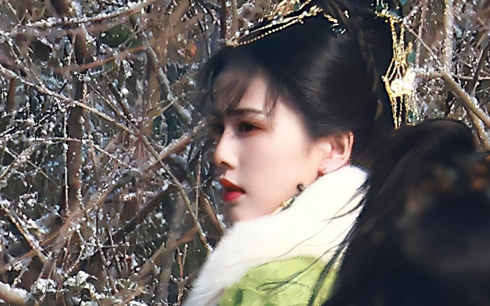 Tạo hình mới của Bạch Lộc trong dự án 'Trường nguyệt tẫn minh' gây chú ý. 