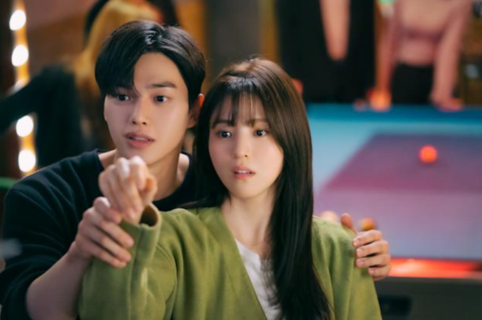 Song Kang được netizen tung hô là 'con trai cưng của Netflix': 'Thế Han So Hee chính là con dâu cưng rồi' Ảnh 9