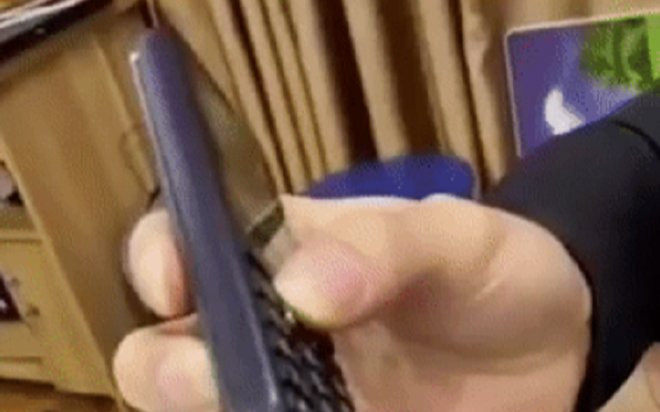 Tranh cãi clip chàng trai nhiễm Covid-19 bị chủ trọ đuổi ra khỏi nhà giữa đêm Hà Nội giá rét Ảnh 2