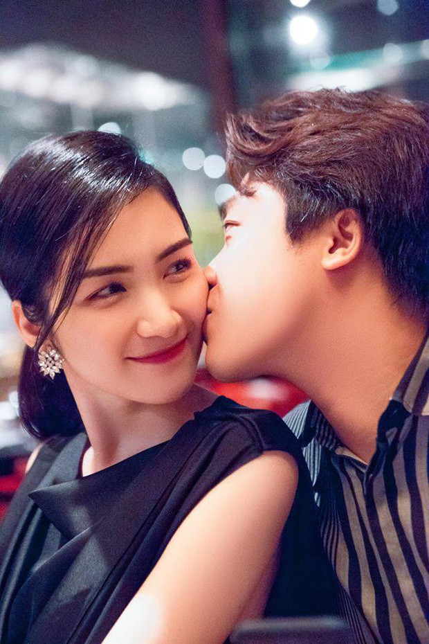 Hoàng Oanh thấy xót xa khi đàn em chấm dứt cuộc tình tưởng như mãi mãi.