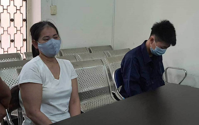 Phẫn uất vì bị bạo hành, mẹ rủ con trai giết chồng cũ Ảnh 2