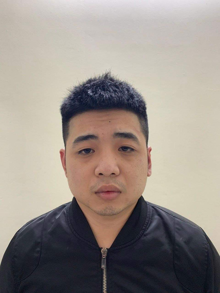 Tạ Thái Long tại Cơ quan công an.