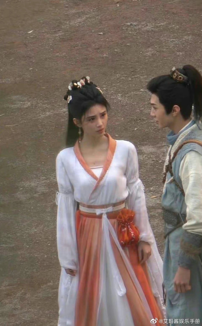 'Tiên kiếm kỳ hiệp 4' tung tạo hình cực mê: Cúc Tịnh Y cực đẹp đôi bên cạnh đàn em kém tuổi Ảnh 10