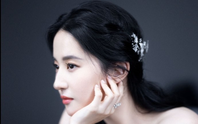 Lưu Diệc Phi làm gì để duy trì nhan sắc 'thần tiên tỷ tỷ' trong nhiều năm? Ảnh 2