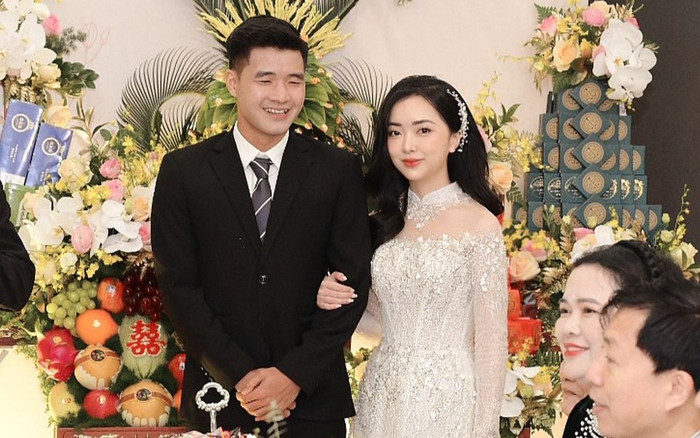 Trước đám cưới với bạn gái hotgirl, cầu thủ Hà Đức Chinh giàu cỡ nào ở tuổi 24? Ảnh 2