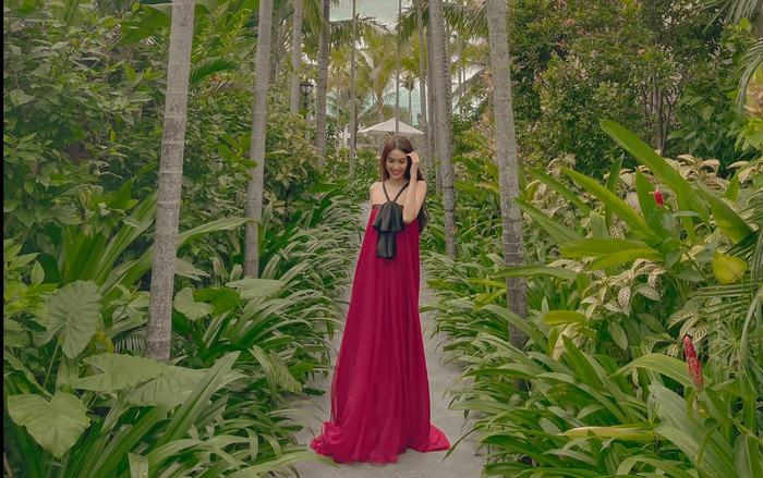 Giật mình vì Lan Khuê trông như chị em sinh đôi của Hà Hồ Ảnh 2