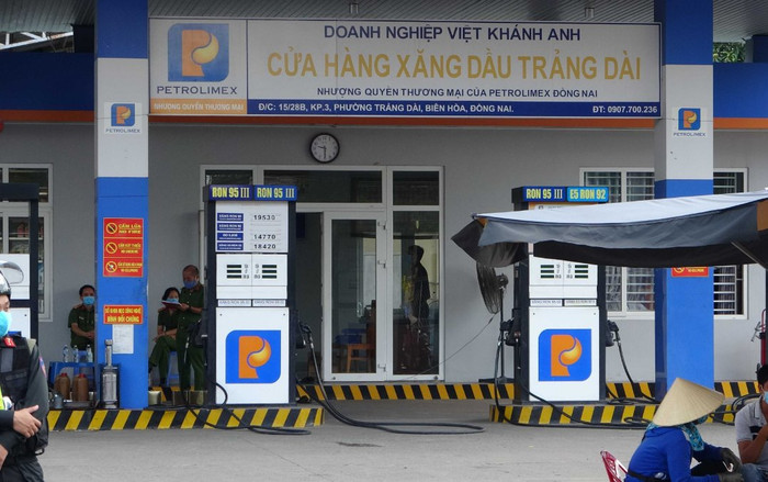 Thủ tướng yêu cầu nghiên cứu phương án giảm thuế xăng, dầu Ảnh 2