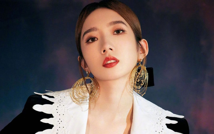 Mạnh Mỹ Kỳ được Uông Hải Lâm khen ngợi diễn xuất, netizen mỉa mai: 'Được trả bao nhiêu tiền PR vậy?' Ảnh 2