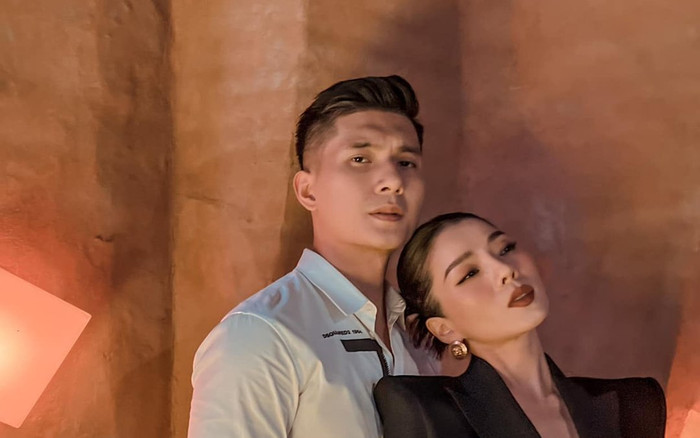 Đi chơi cùng bạn trai thế mà Lệ Quyên lại 'quên' mặc một thứ, nhìn mà đỏ mặt Ảnh 2