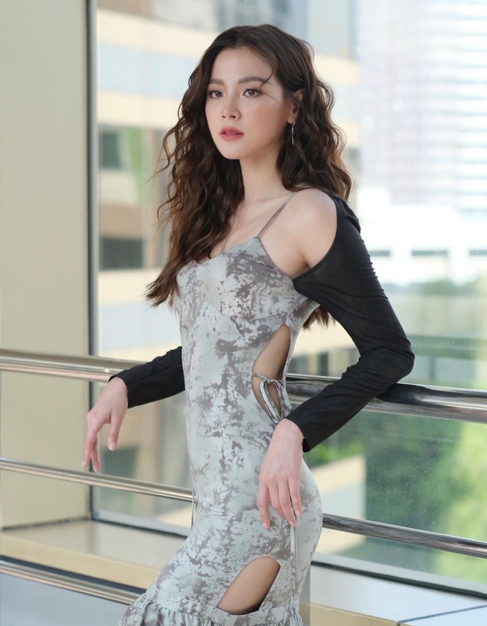 Lúc lên đồ sexy thì dân mạng chỉ có dịp nín thở.