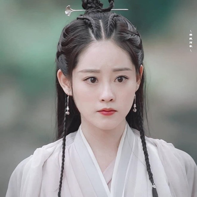 'Gà cưng' mới của Vu Chính: Tổ hợp visual giữa Triệu Lệ Dĩnh - Bạch Lộc, diễn xuất còn là ẩn số Ảnh 14