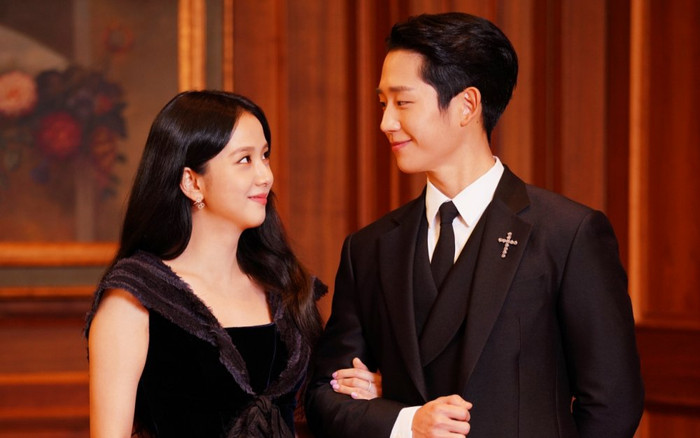Jung Hae In tự xác nhận có quan hệ tình cảm với Jisoo (BLACKPINK)? Ảnh 2