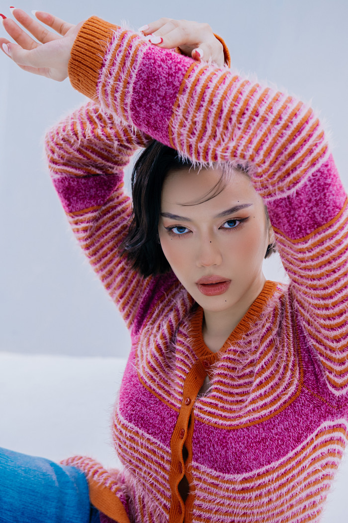 Phiên bản Diệu Nhi lạ lẫm khiến fan 'mắt tròn mắt dẹt': Tóc mái Nhật, mắt sắc lẹm khó nhận ra Ảnh 20