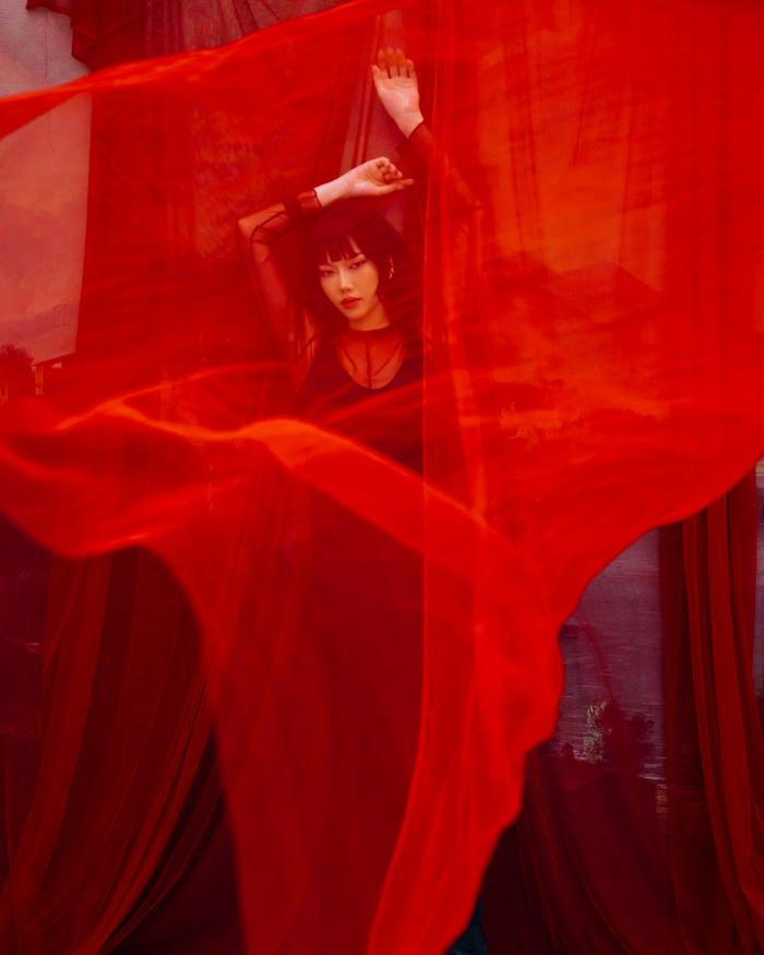 Phiên bản Diệu Nhi lạ lẫm khiến fan 'mắt tròn mắt dẹt': Tóc mái Nhật, mắt sắc lẹm khó nhận ra Ảnh 14