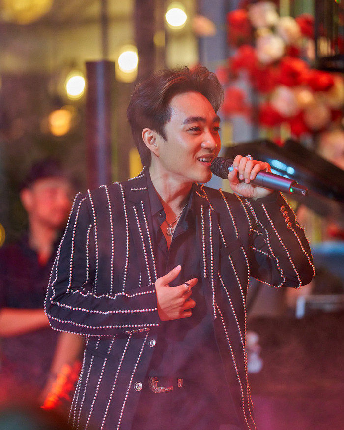 Ca sĩ Đan Trường: 'Với tôi, sân khấu là thánh đường' Ảnh 5