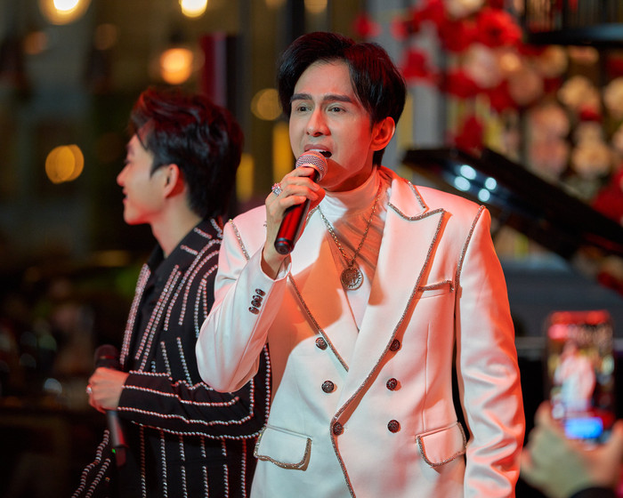 Ca sĩ Đan Trường