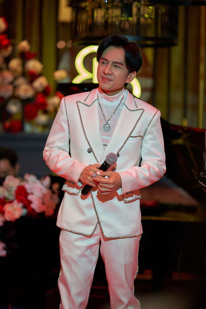 Ca sĩ Đan Trường: 'Với tôi, sân khấu là thánh đường' Ảnh 8