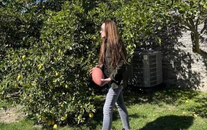 Thanh Hà lộ diện với vóc dáng gầy xọp, được đồng nghiệp khen ngợi 'đẹp như gái đôi mươi' Ảnh 2