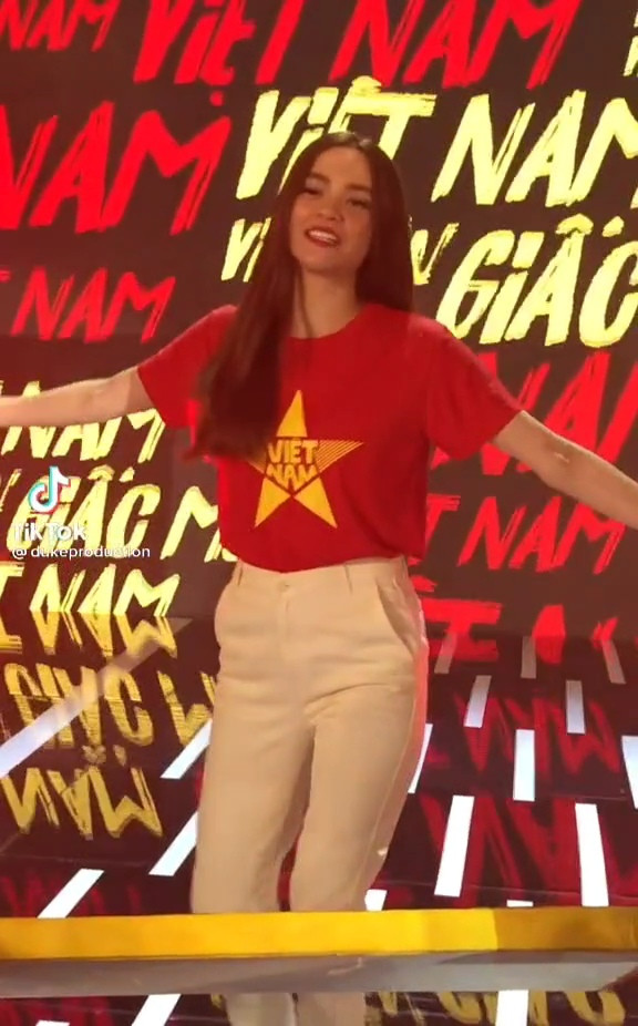 Dân mạng 'phát cáu' vì một đoạn clip của Hồ Ngọc Hà Ảnh 4