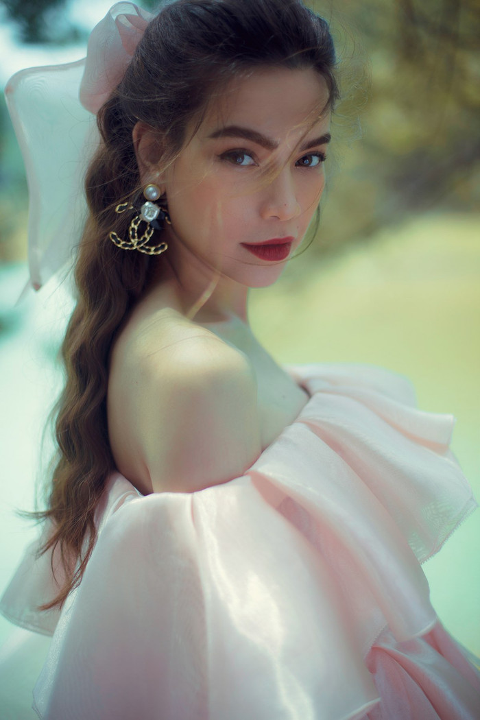 Dân mạng 'phát cáu' vì một đoạn clip của Hồ Ngọc Hà Ảnh 3