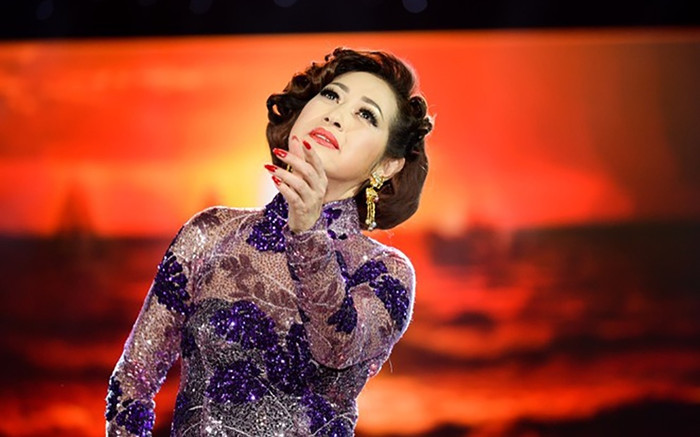 Ca sĩ Ý Lan đón tin dữ đầu năm, nhiều sao Việt gửi lời chia buồn Ảnh 2