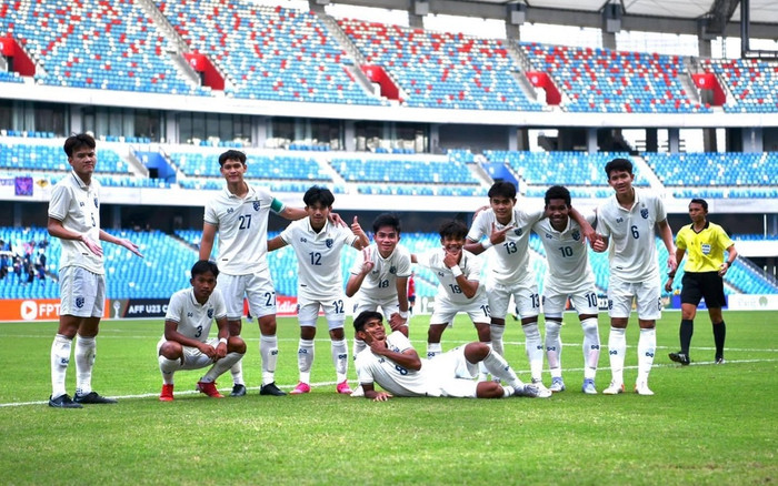 NÓNG: U23 Thái Lan gặp biến lớn về lực lượng trước giờ đá chung kết với Việt Nam Ảnh 2