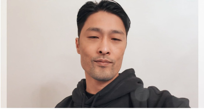  Johnny Trí Nguyễn sau khi cạo râu.