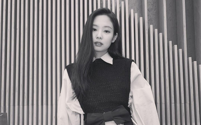 Jennie (BlackPink) bị cư dân mạng Trung Quốc tấn công dữ dội chỉ vì một hành động nhỏ Ảnh 2