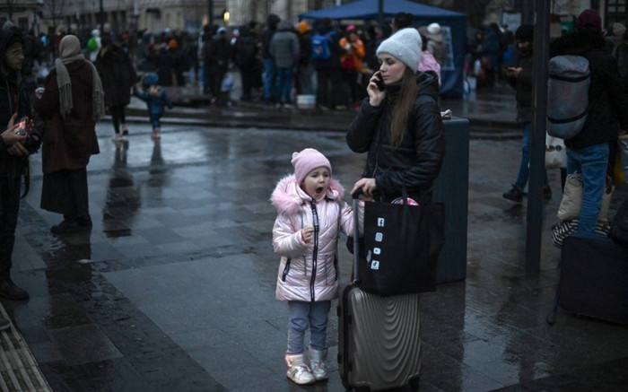 Bộ Nội vụ Ukraine: 352 dân thường đã thiệt mạng Ảnh 2