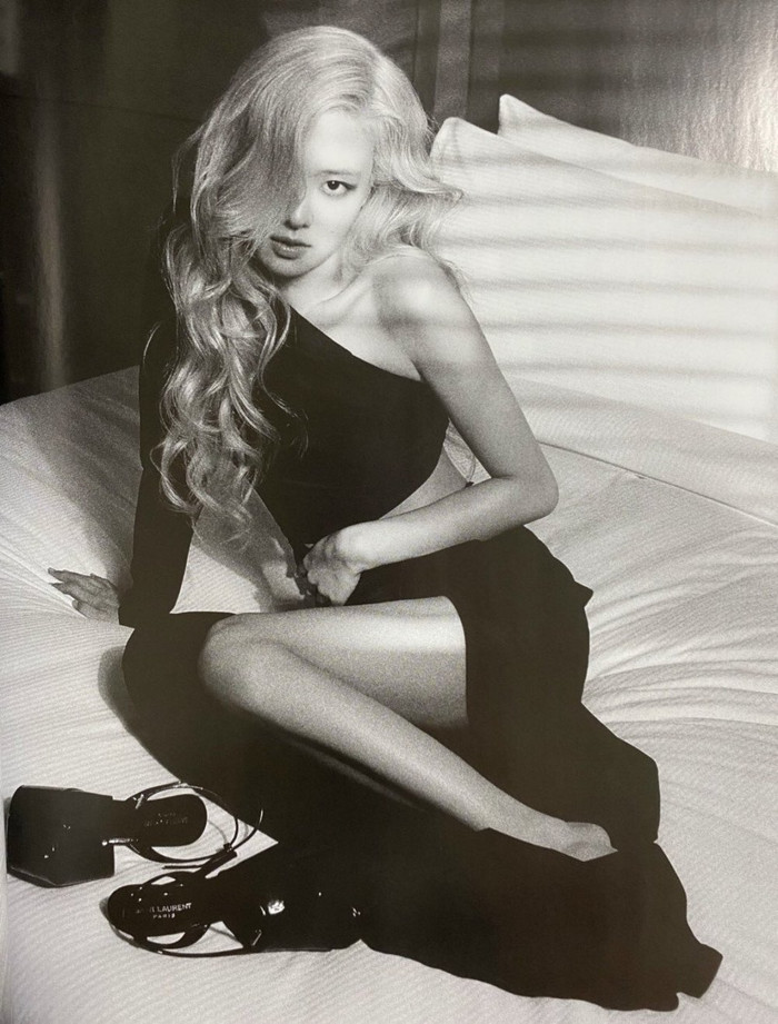 Netizen say mê loạt ảnh mới nhất của Rosé (BlackPink): 'Là buổi chụp ảnh đẹp nhất của cô ấy cho đến nay' Ảnh 7