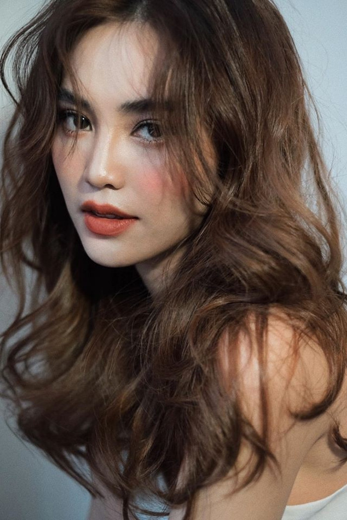 Chính tính cách tưng tửng, hài hước và cũng không kém phần dễ thương của Ninh Dương Lan Ngọc đã giúp cô nhận về nhiều sự yêu mến từ công chúng.